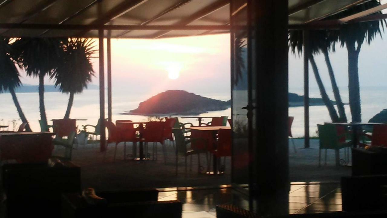 Majestic 4* Ksamil